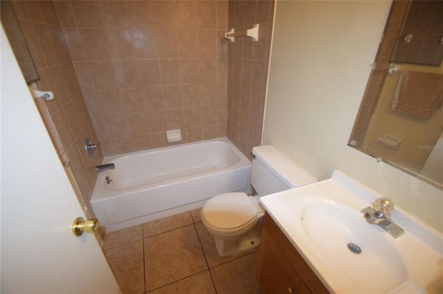 830 SHIRLEY ANN TRAIL 830, Lakeland, FL 33809