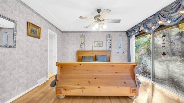 435 Lee Street, Iowa City, IA 52246