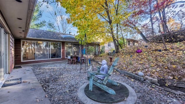 435 Lee Street, Iowa City, IA 52246