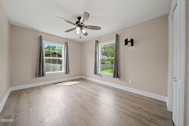 412 Apple Valley Road, Sevierville, TN 37862