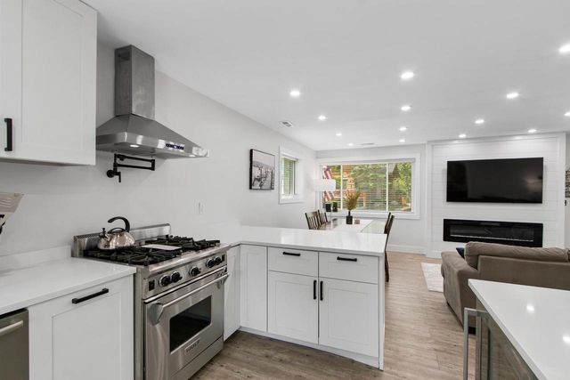 539 Highland Road, Williams Bay, WI 53191