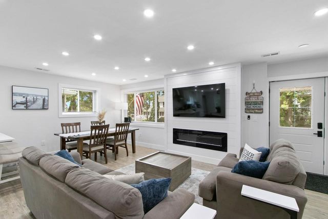 539 Highland Road, Williams Bay, WI 53191