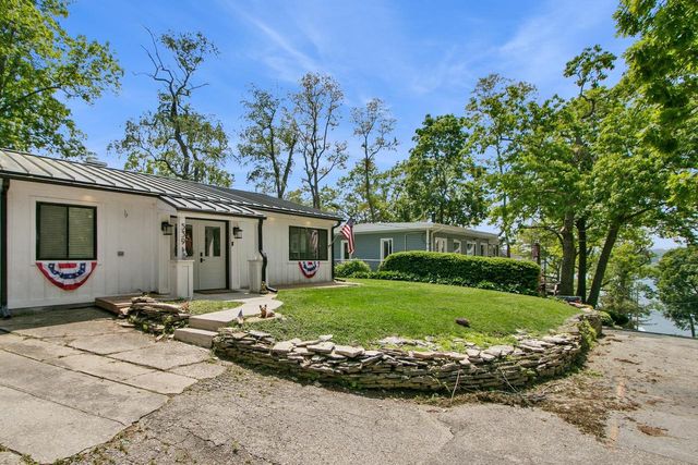 539 Highland Road, Williams Bay, WI 53191