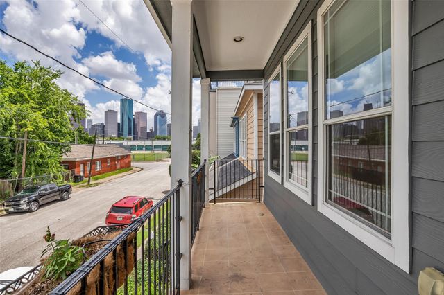 1423 Colorado Street, Houston, TX 77007