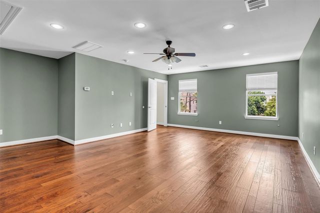 1423 Colorado Street, Houston, TX 77007