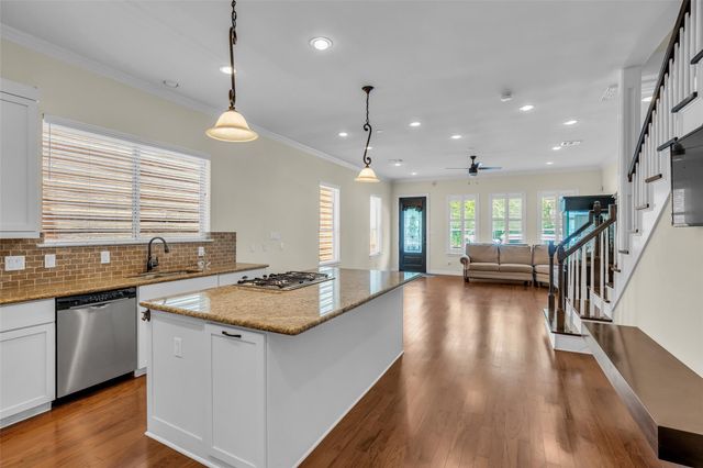 1423 Colorado Street, Houston, TX 77007