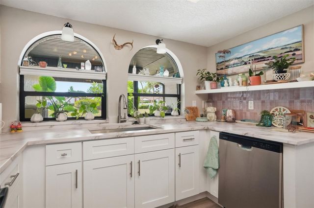 9143 LINGROVE ROAD, Weeki Wachee, FL 34613