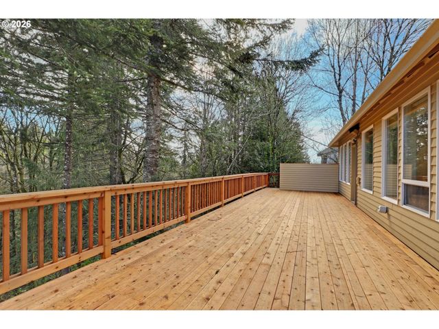 700 Sw 67TH Pl, Portland, OR 97225