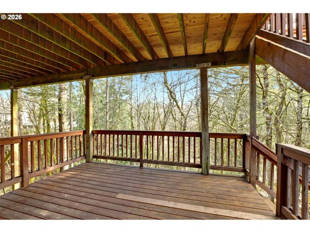 700 Sw 67TH Pl, Portland, OR 97225