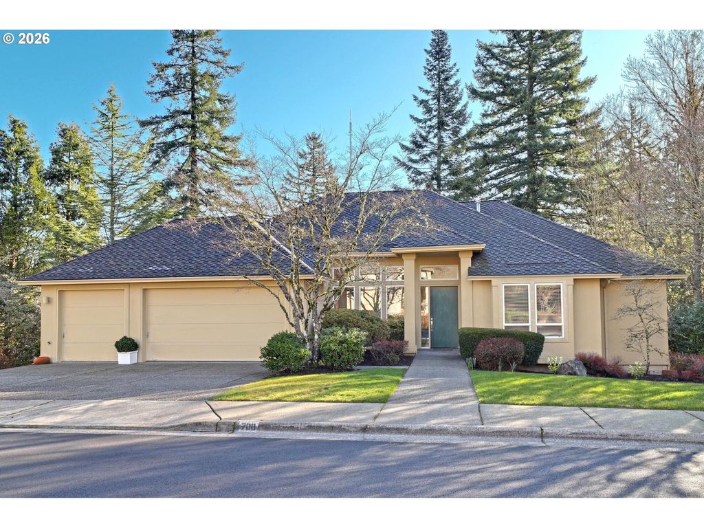 700 Sw 67TH Pl, Portland, OR 97225