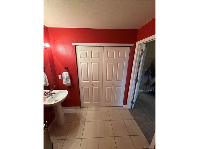 22821 E Briarwood Pl, Aurora, CO 80016
