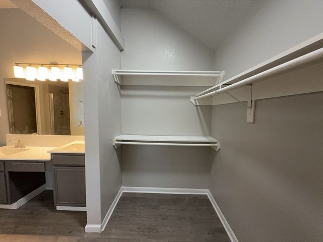 704 Inglewood Trail, Desoto, TX 75115