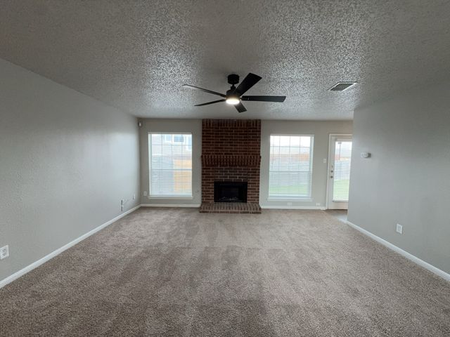 704 Inglewood Trail, Desoto, TX 75115