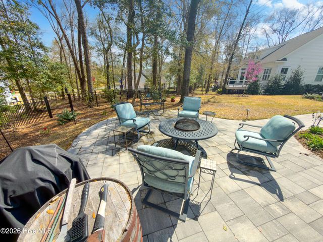 3726 White Cliffs Drive, Castle Hayne, NC 28429