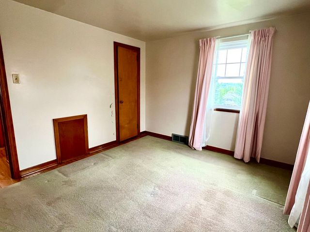 169 E Marigold STREET, Munhall, PA 15120