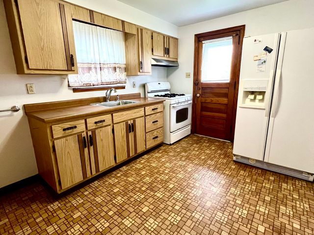 169 E Marigold STREET, Munhall, PA 15120