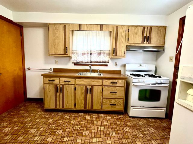 169 E Marigold STREET, Munhall, PA 15120