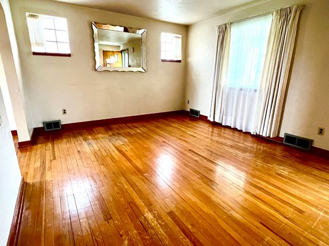 169 E Marigold STREET, Munhall, PA 15120