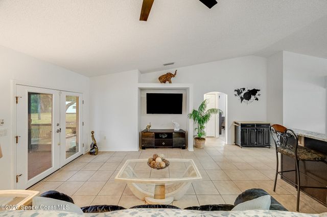 368 Thunderbird Avenue NW, Palm Bay, FL 32907