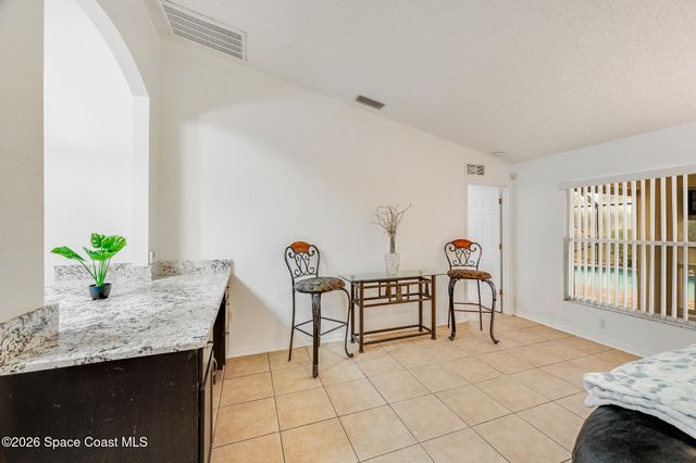 368 Thunderbird Avenue NW, Palm Bay, FL 32907