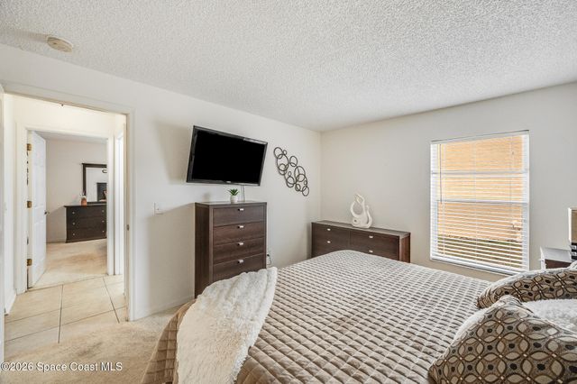 368 Thunderbird Avenue NW, Palm Bay, FL 32907