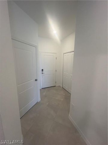 2951 Citrus ST, Naples, FL 34120
