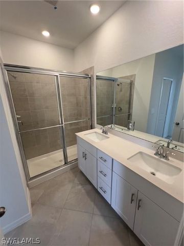 2951 Citrus ST, Naples, FL 34120