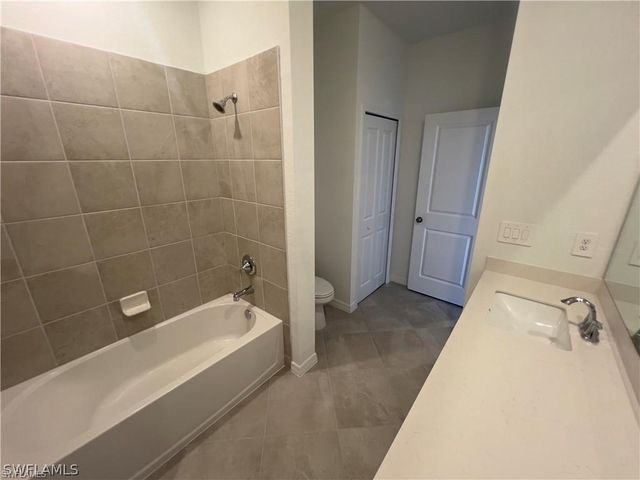 2951 Citrus ST, Naples, FL 34120