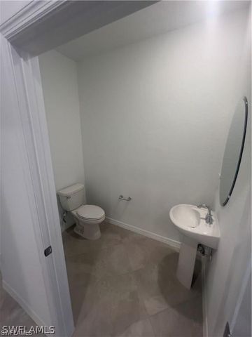 2951 Citrus ST, Naples, FL 34120