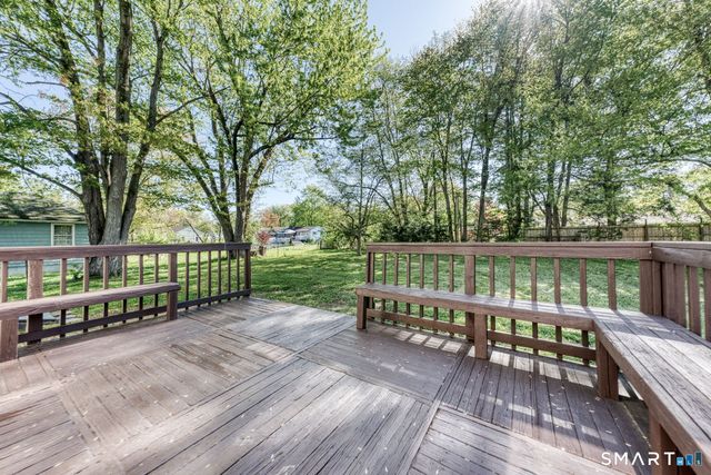 14 Emerson Street, Bloomfield, CT 06002