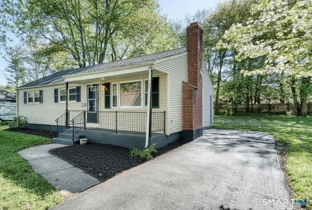 14 Emerson Street, Bloomfield, CT 06002