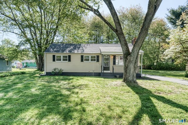 14 Emerson Street, Bloomfield, CT 06002