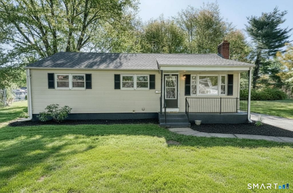 14 Emerson Street, Bloomfield, CT 06002