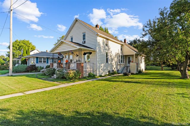 2028 Kosciuszko Avenue, Bay City, MI 48708