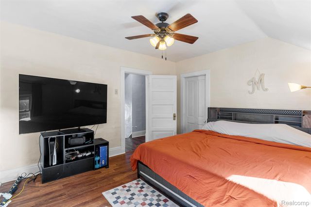 2028 Kosciuszko Avenue, Bay City, MI 48708