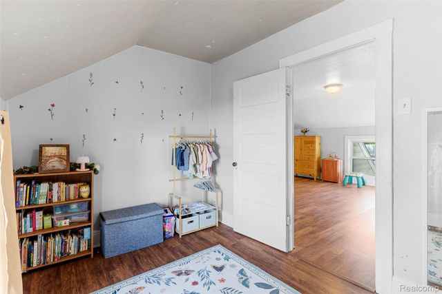 2028 Kosciuszko Avenue, Bay City, MI 48708