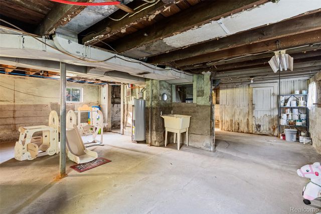 2028 Kosciuszko Avenue, Bay City, MI 48708