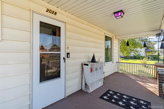 2028 Kosciuszko Avenue, Bay City, MI 48708