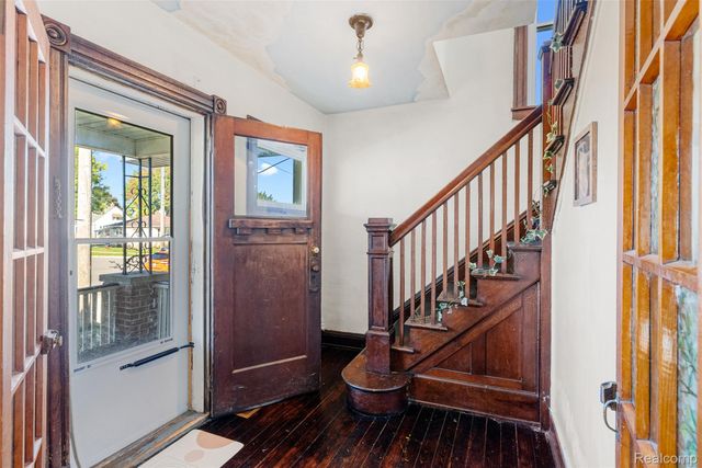 2028 Kosciuszko Avenue, Bay City, MI 48708