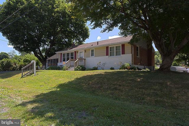 1336 RISING SUN AVE, Temple, PA 19560