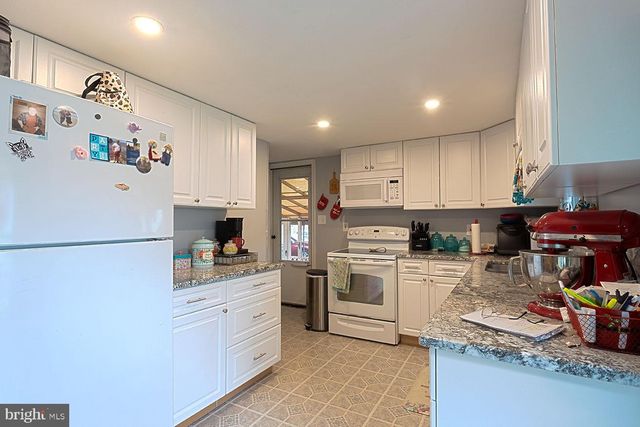 1336 RISING SUN AVE, Temple, PA 19560