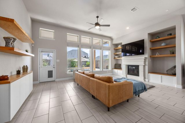 19411 Gray Mare Drive, Tomball, TX 77377