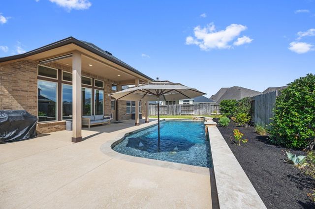 19411 Gray Mare Drive, Tomball, TX 77377