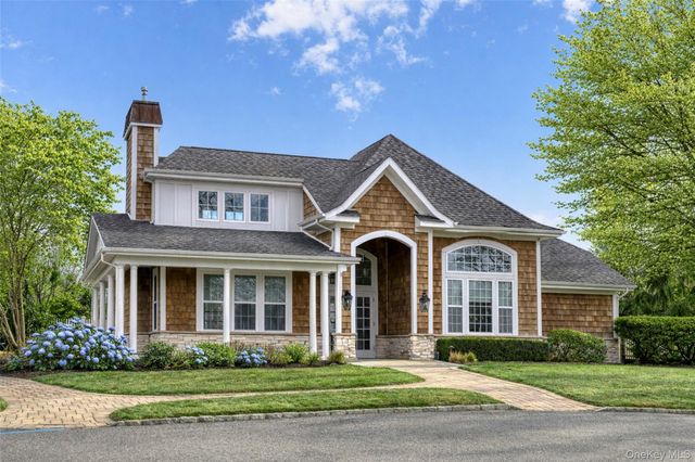 395 Stonecrop Road, Aquebogue, NY 11901