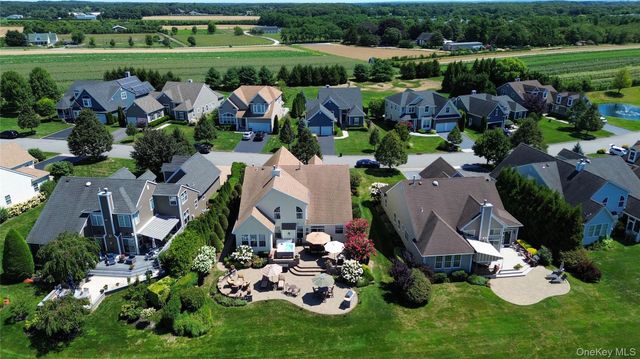 395 Stonecrop Road, Aquebogue, NY 11901