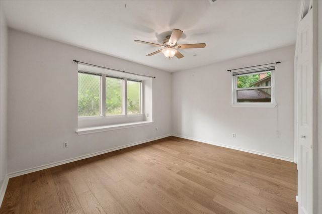 3008 Woodford Drive, Arlington, TX 76013