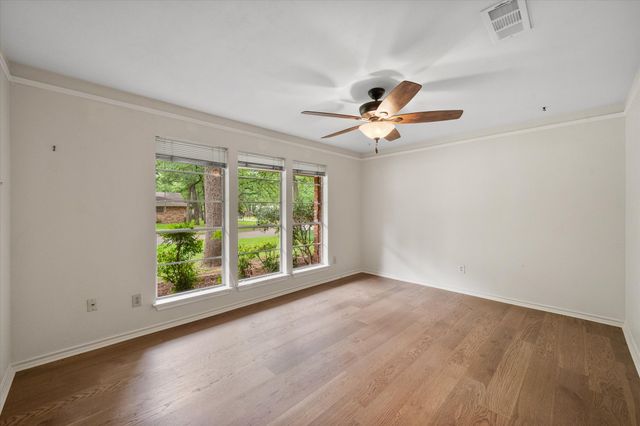 3008 Woodford Drive, Arlington, TX 76013
