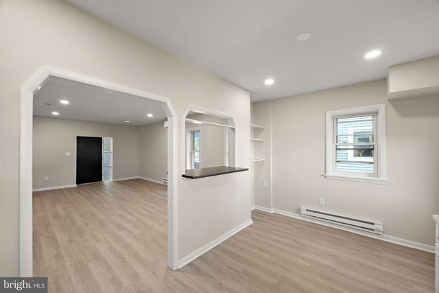 134 PUTCAN AVE, Essington, PA 19029