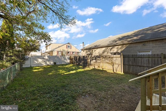 134 PUTCAN AVE, Essington, PA 19029