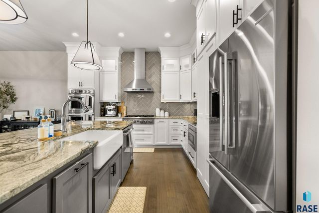 607 S Torrey Pine Ln Lane, Sioux Falls, SD 57110